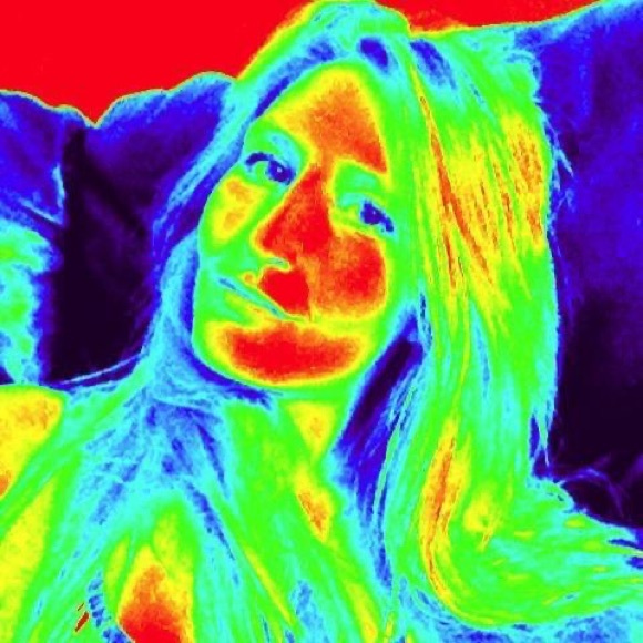 Meet your Posher, Stephanie - Picture 1 of 1